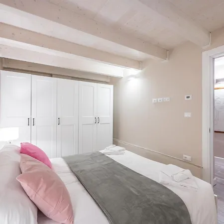 Lejlighed Broccaindosso Wood 5* Bologna