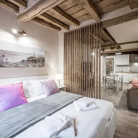 Lejlighed Broccaindosso Wood 5* Bologna